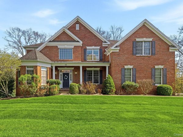 13 Chestnut Street, Hopewell Junction, NY 12533