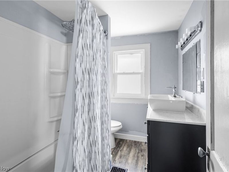 915 Clark Street, Cambridge, OH 43725 Photo 20