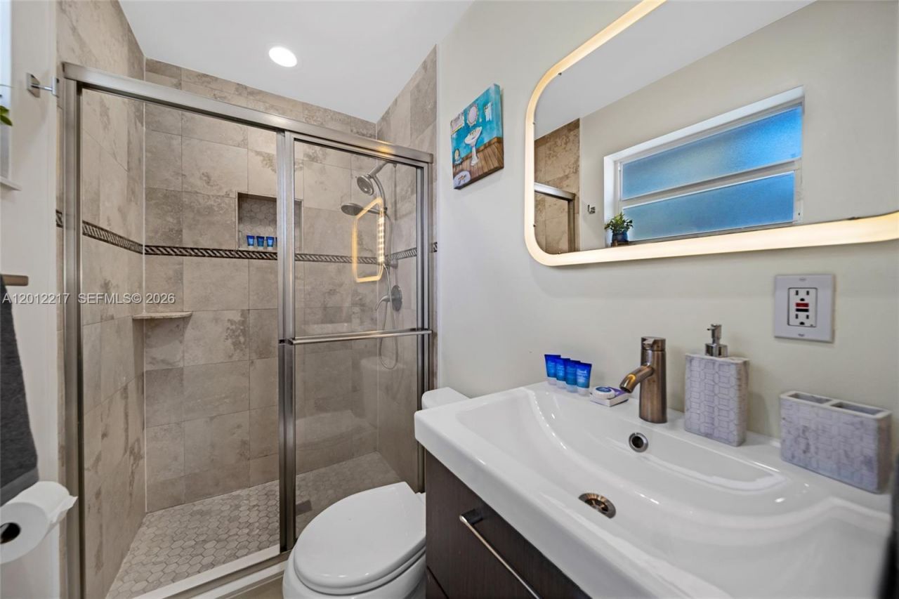 31 SE 12th St , Pompano Beach, FL 33060 Photo