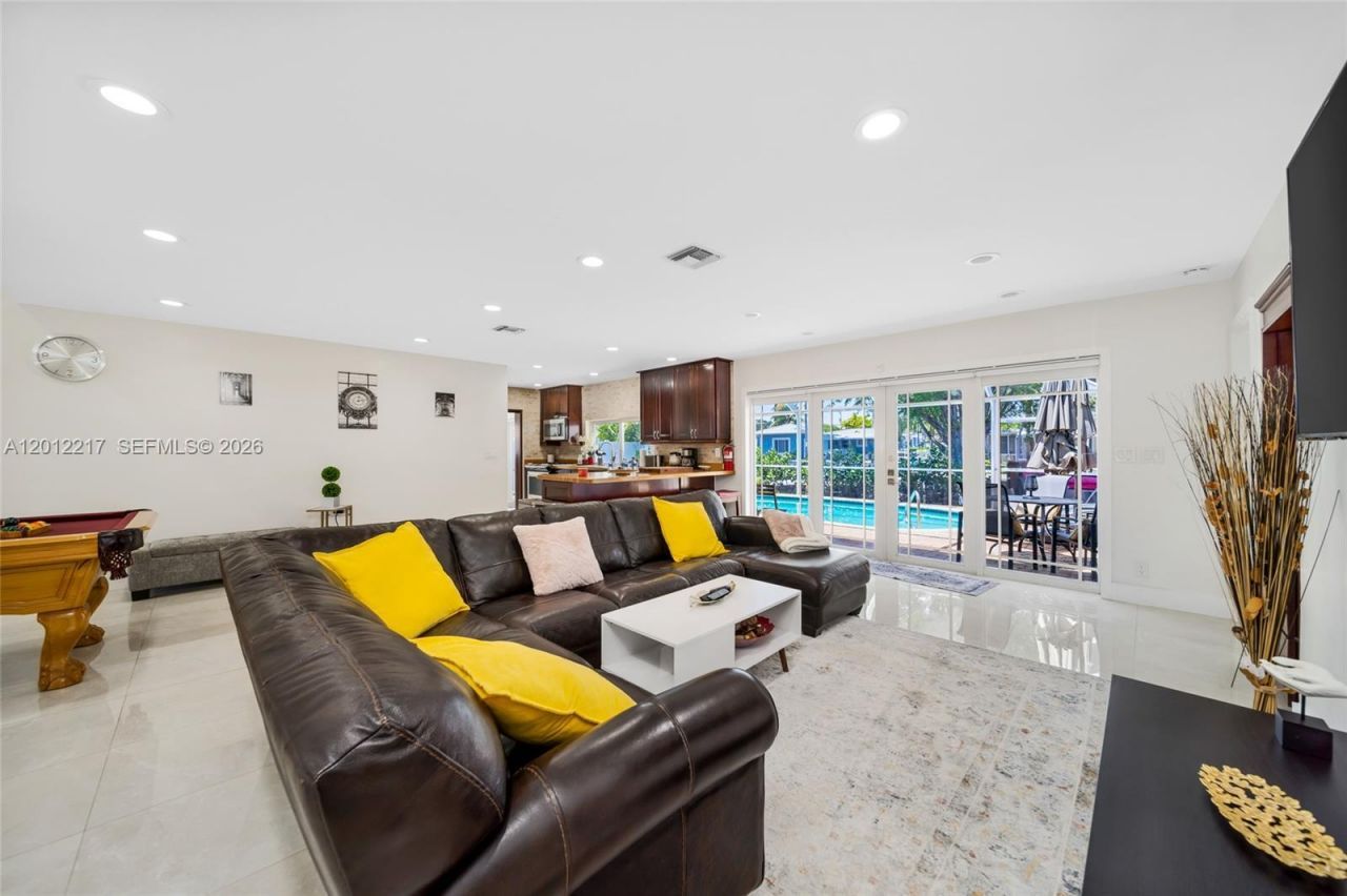 31 SE 12th St , Pompano Beach, FL 33060 Photo
