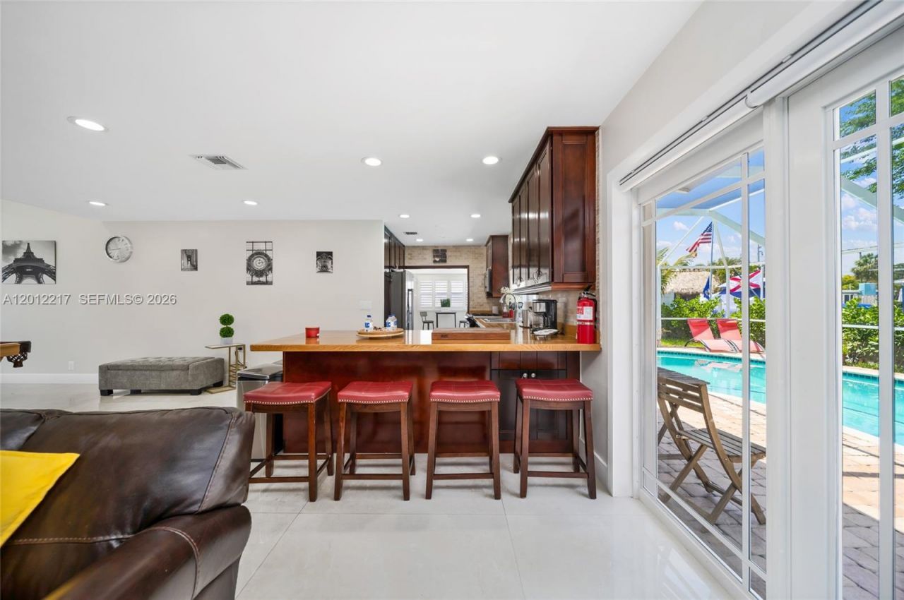 31 SE 12th St , Pompano Beach, FL 33060 Photo