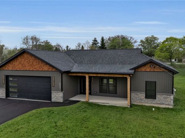 5597 Stone Road, Lockport, NY 14094