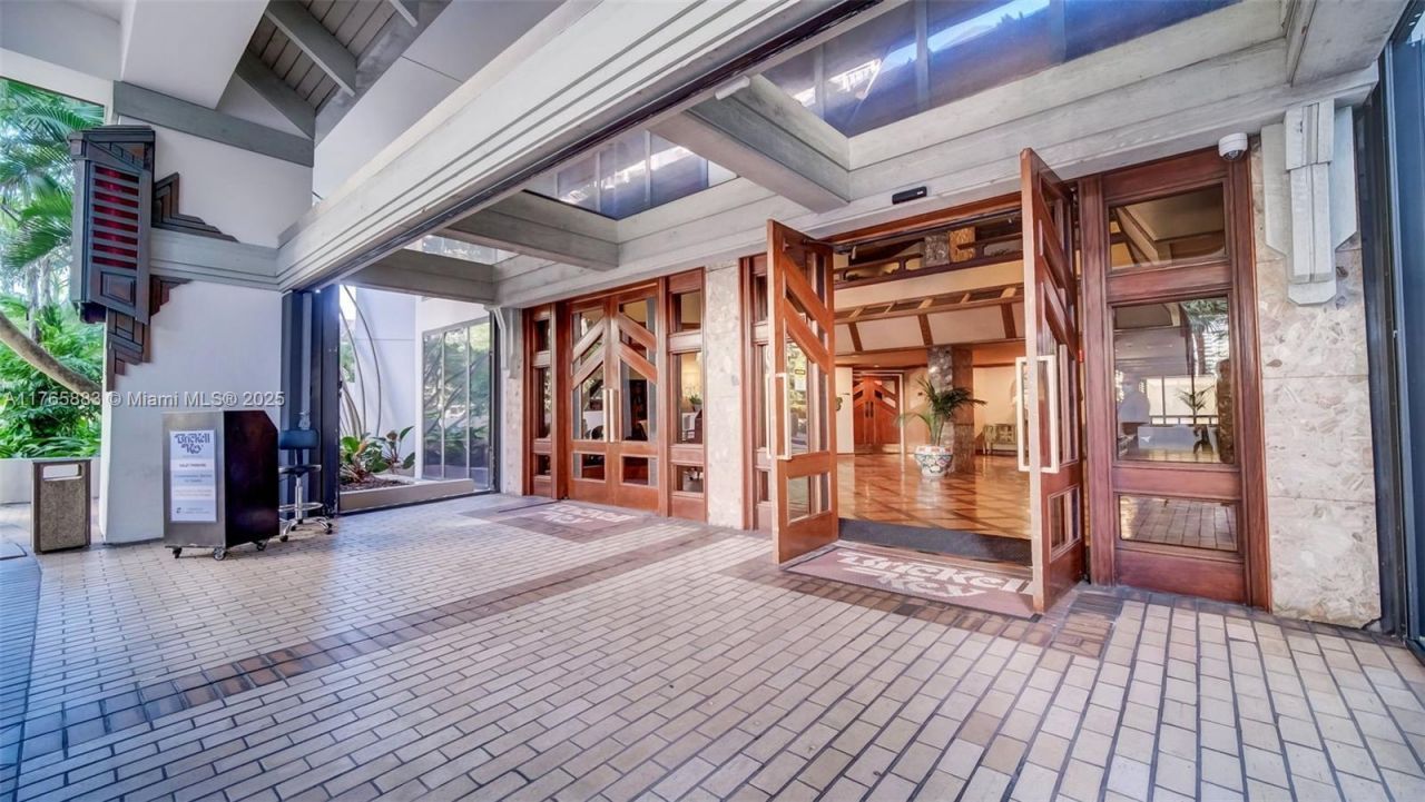 520 Brickell Key Dr , Unit A914, Miami, FL 33131 Photo