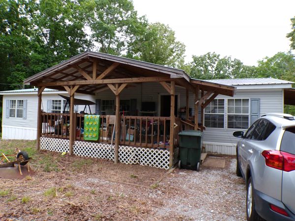 1220 Blue Rd, Tuscumbia, AL 35674