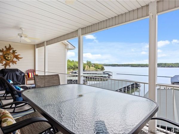 18130 Millstone Cove, Unit 448, Gravois Mills, MO 65037