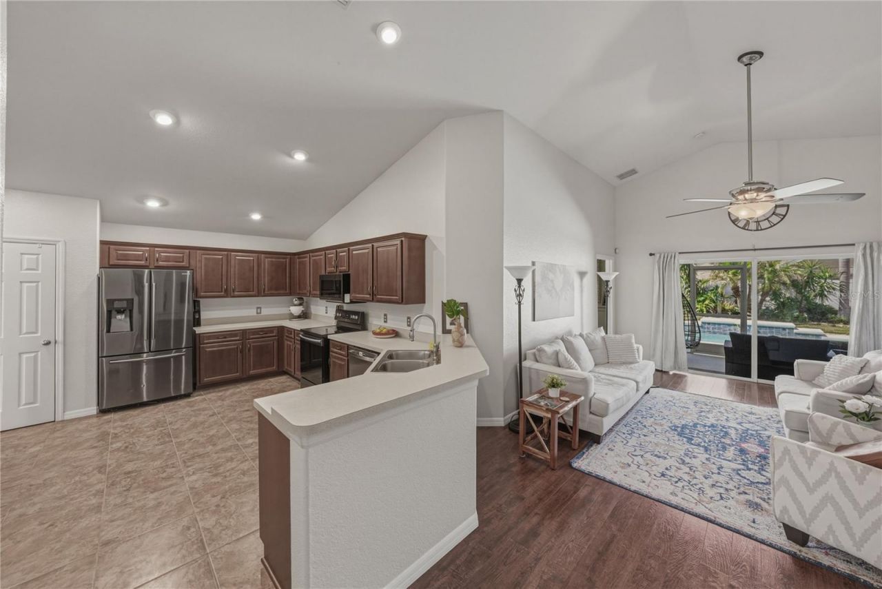 6541 Crescent Loop , Winter Haven, FL 33884 Photo