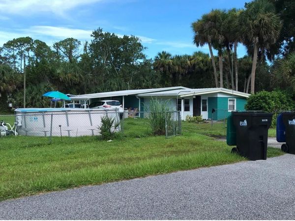 703 SAINT ANNE AVENUE , CHRISTMAS, FL 32709
