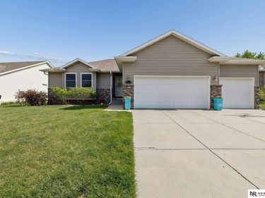 8929 Truchard Road , Lincoln, NE 68526