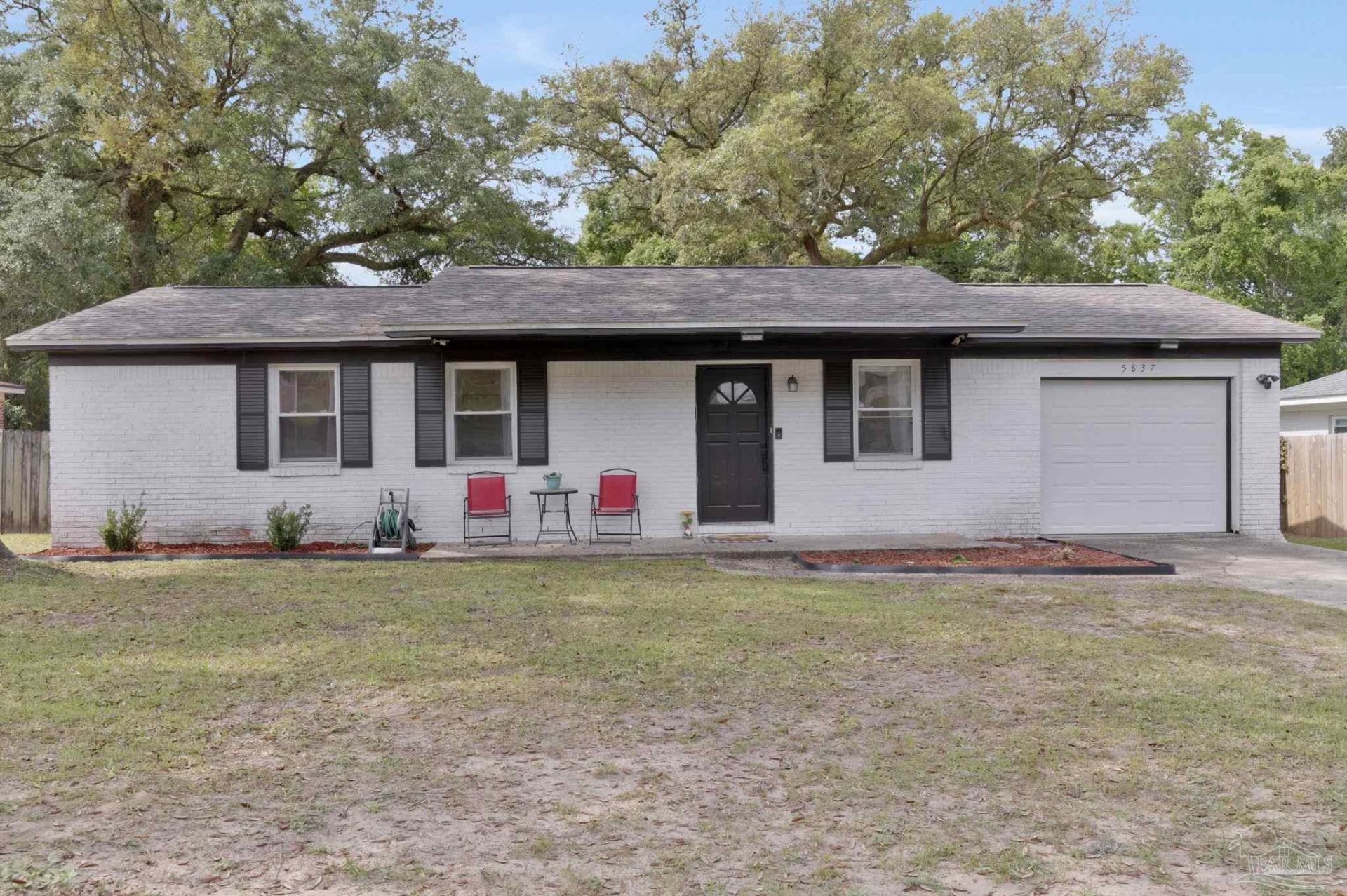 5837 Scotland Rd, Pensacola, FL 32526 Main Photo