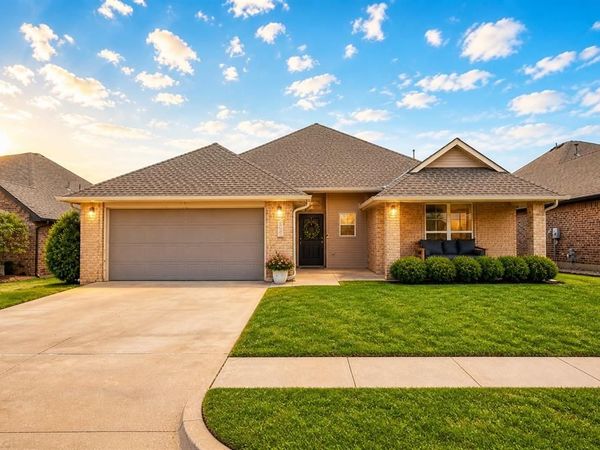 15920 Capri Lane, Edmond, OK 73013