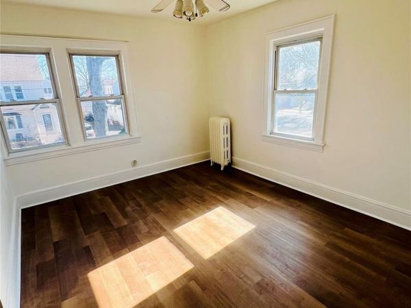 111 N 3rd Street , New Hyde Park, NY 11040