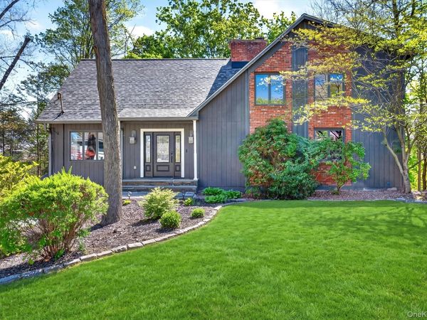 40 Brentwood Drive , Poughkeepsie, NY 12603