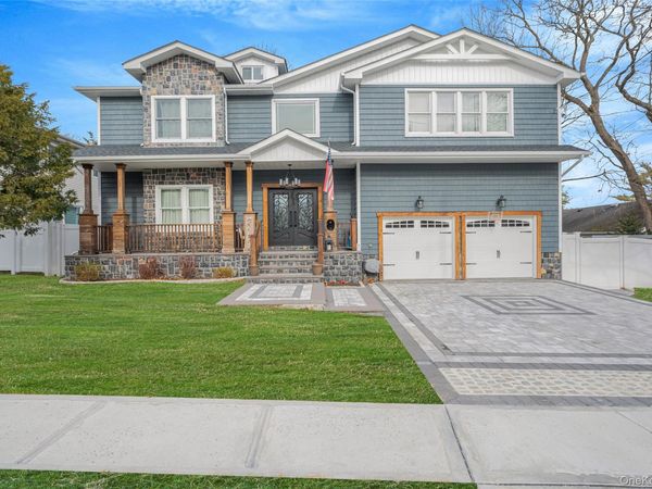 630 Wall St , West Hempstead, NY 11552