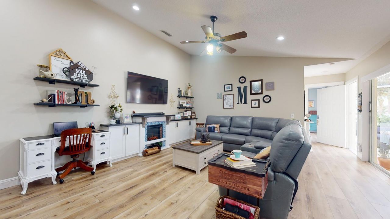 1228 NW Sun Terrace, Unit D, Port Saint Lucie, FL 34986 Photo