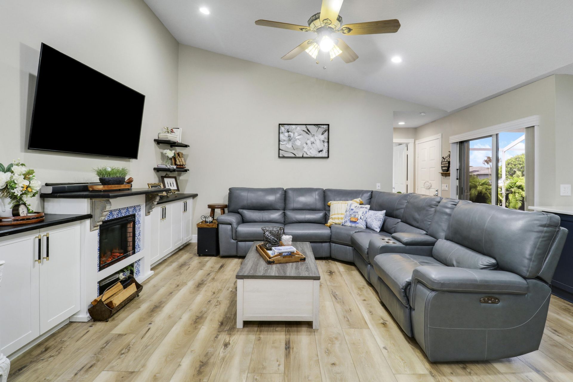 1228 NW Sun Terrace, Unit D, Port Saint Lucie, FL 34986 Photo