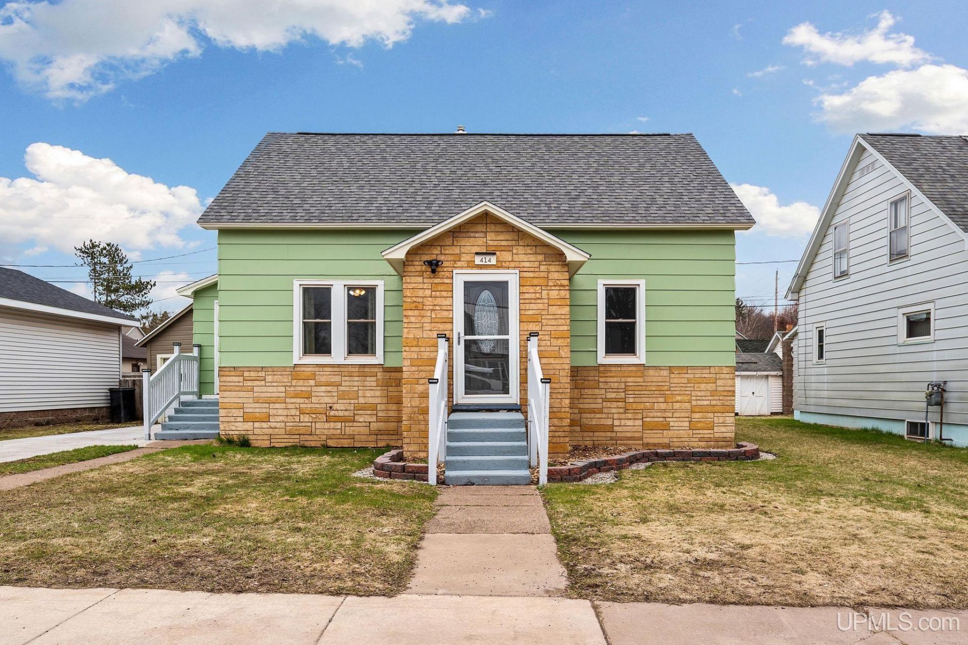 414 Peninsula Street, Negaunee, MI 49866 Main Photo