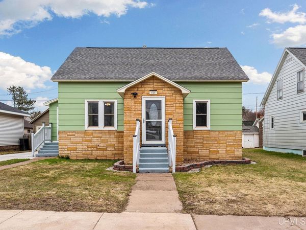 414 Peninsula Street, Negaunee, MI 49866