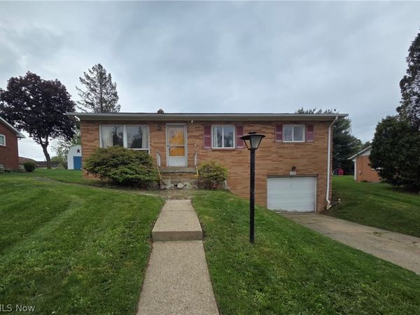 238 Meadowbrook Drive, Steubenville, OH 43953