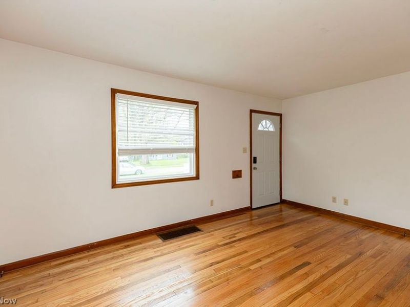 Warren, OH 44485 Photo 16