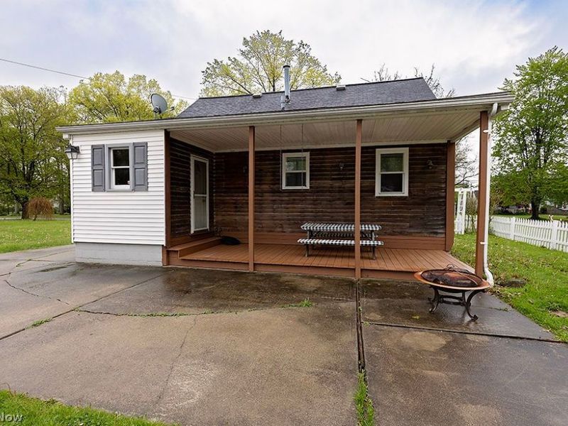Warren, OH 44485 Photo 9