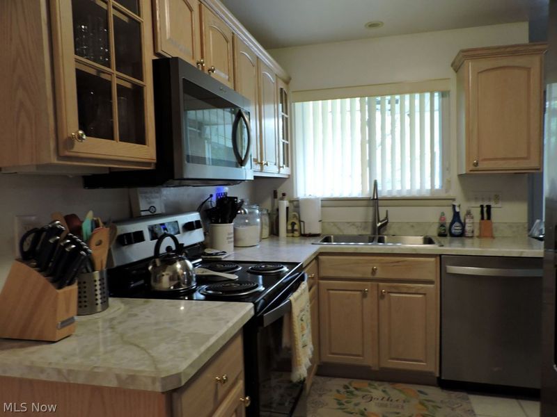 485 Harris Road, Richmond Heights, OH 44143 Photo 7
