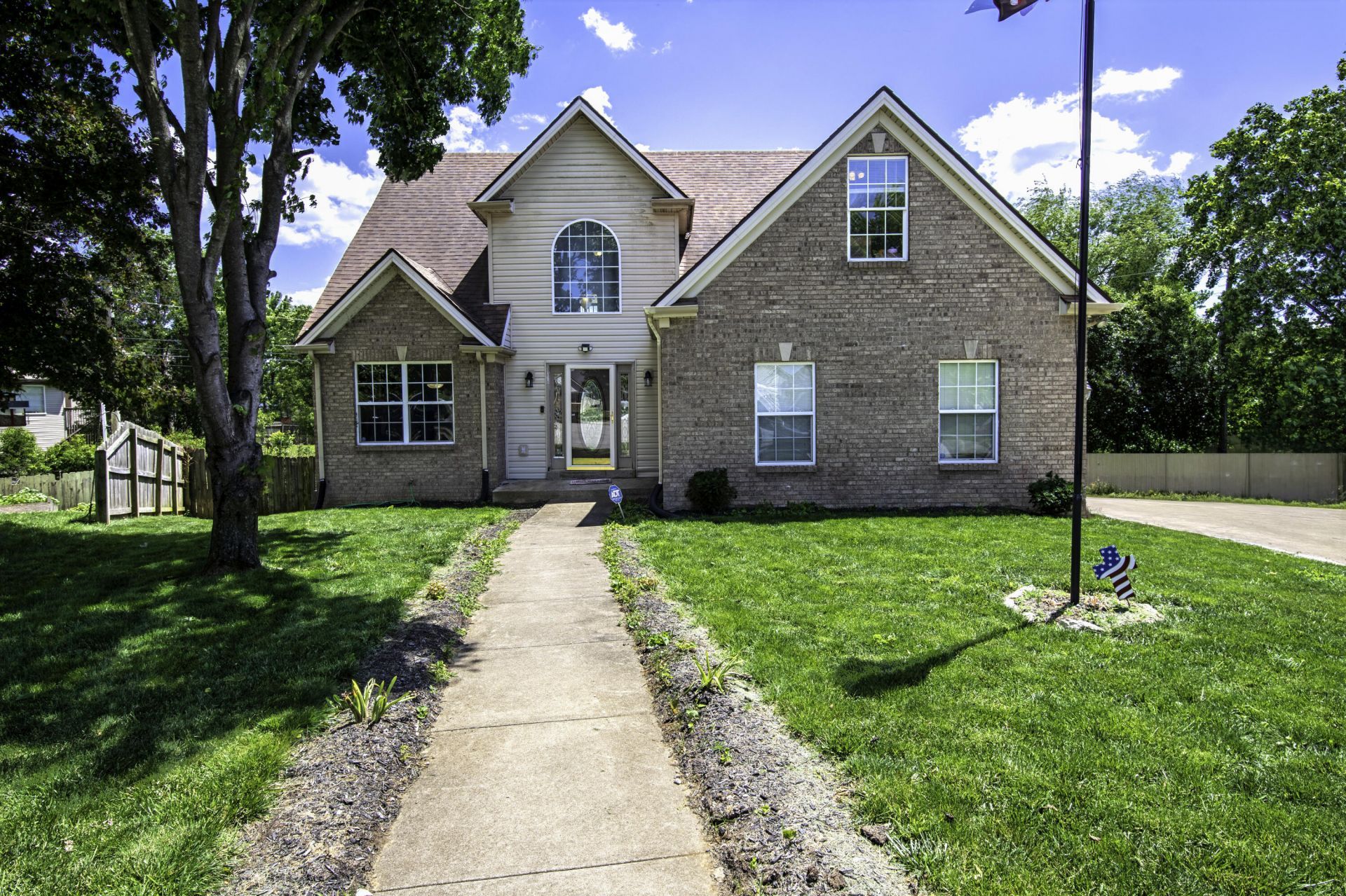 212 Woodfield Way, Nicholasville, KY 40356 Main Photo