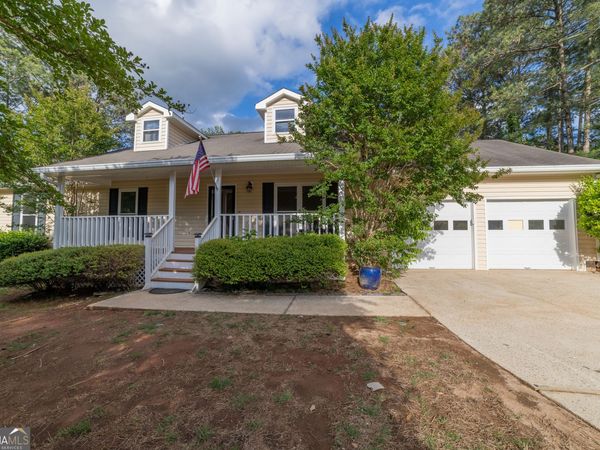136 Creek Side Drive, Mcdonough, GA 30252