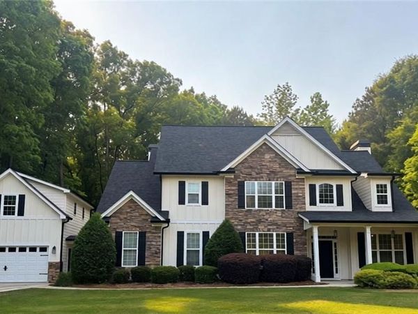 310 Persimmon Drive, Sharpsburg, GA 30277
