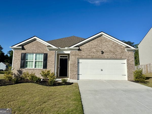 32 Oak Leaf Road, Dallas, GA 30132