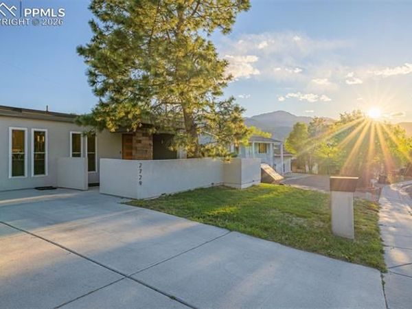 2729 King Street, Colorado Springs, CO 80904