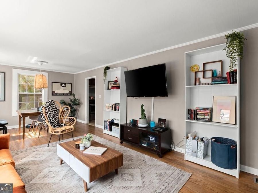 Property Image 6