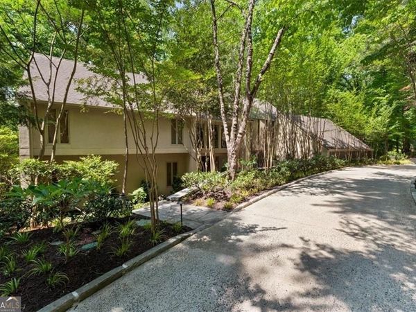 4040 Whitewater Creek Road NW, Atlanta, GA 30327