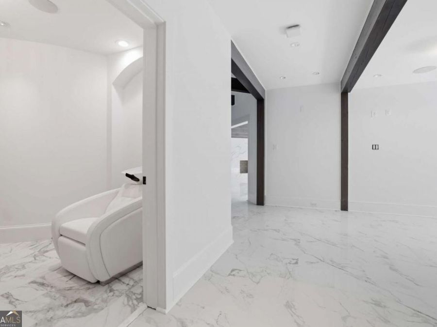 Property Image 77