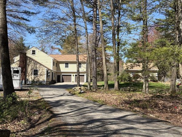522 Greenville Rd, Ashby, MA 01431
