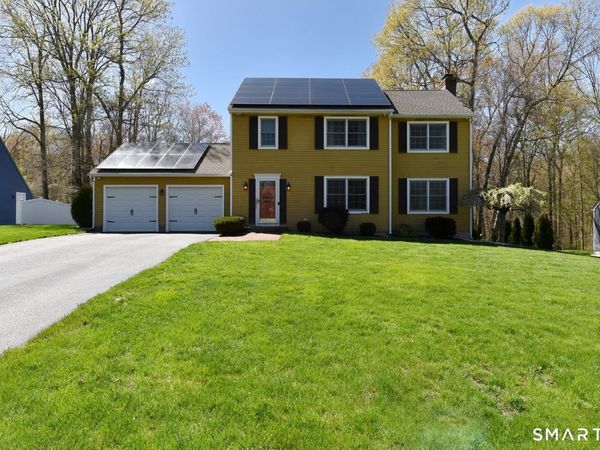 31 North Maple, East Hampton, CT 06424