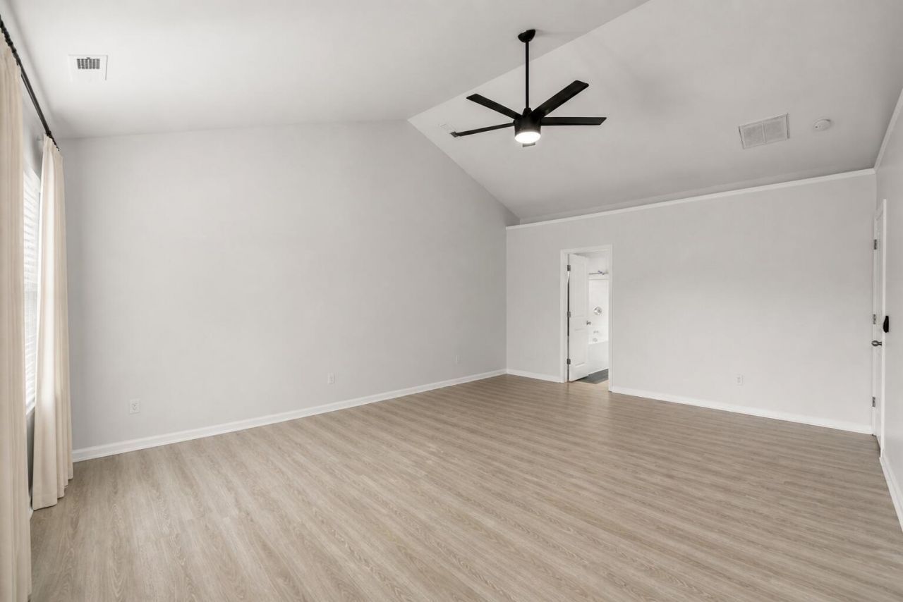 2015 Isabela Court Photo 26