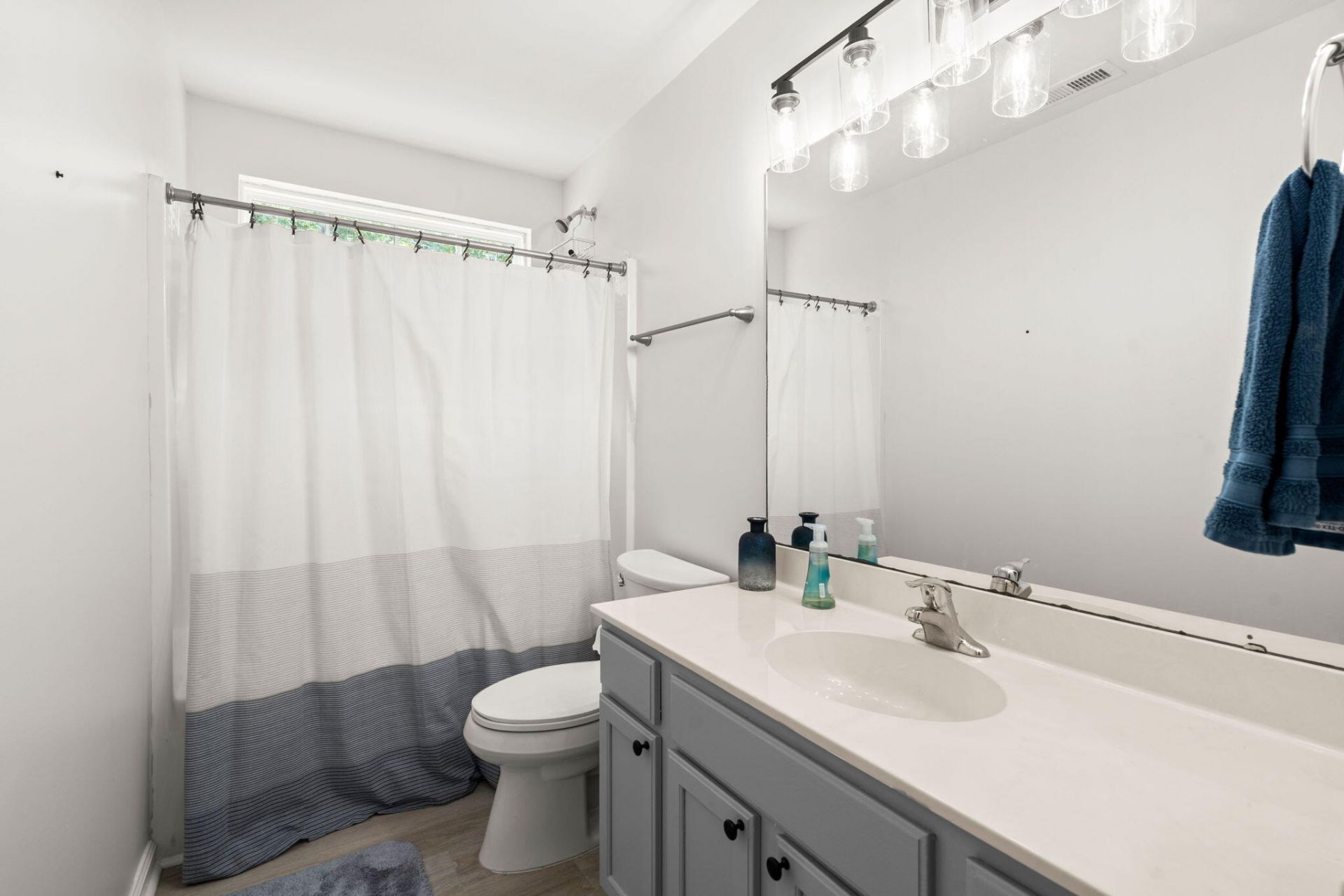 2015 Isabela Court Photo 35