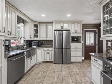 4233 Quincy Street NE, Columbia Heights, MN 55421