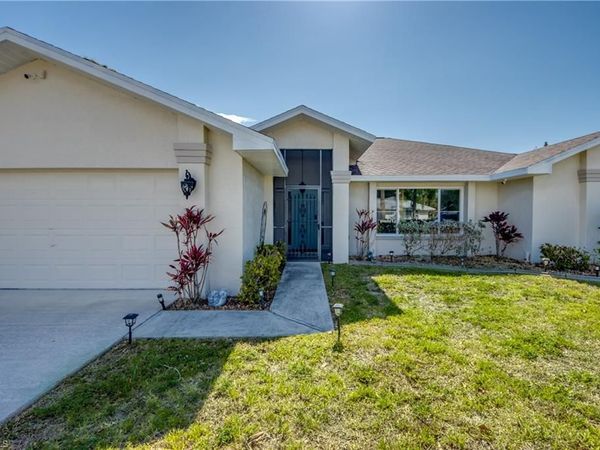 308 North AVE, LEHIGH ACRES, FL 33936