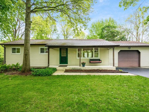 7750 Lewis Center Road , Westerville, OH 43082
