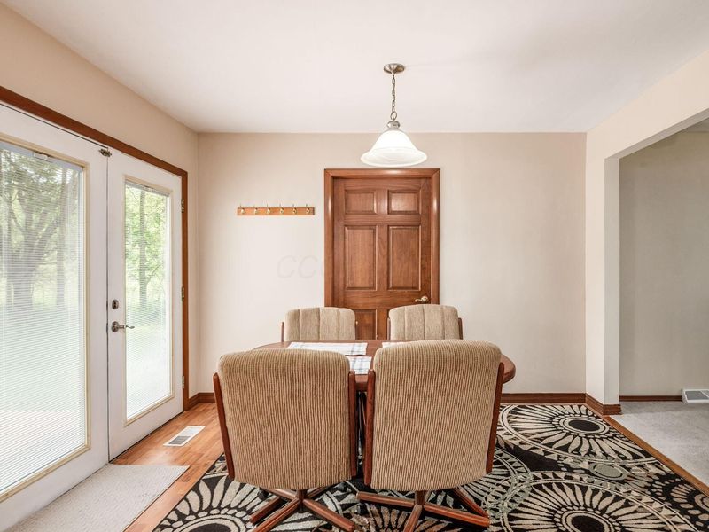 7750 Lewis Center Road , Westerville, OH 43082 Photo 11