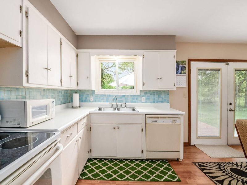 7750 Lewis Center Road , Westerville, OH 43082 Photo 12