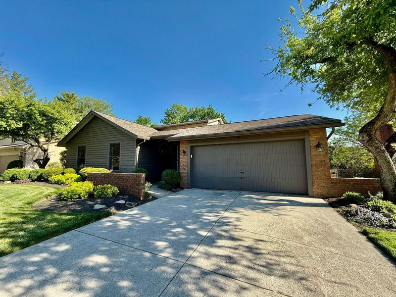 457 Peale Court, Gahanna, OH 43230 Photo 2