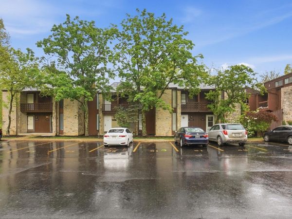 2850 Stonecreek Court , Columbus, OH 43224