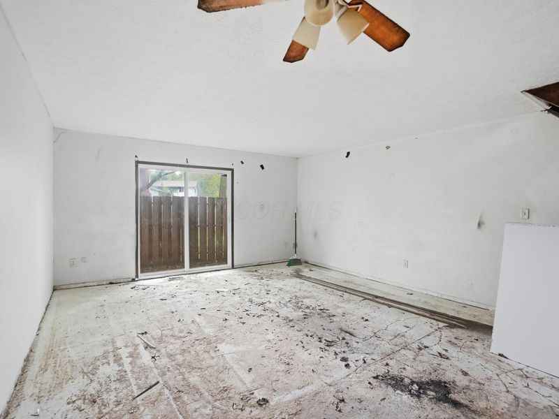 2850 Stonecreek Court, Columbus, OH 43224 Photo 7