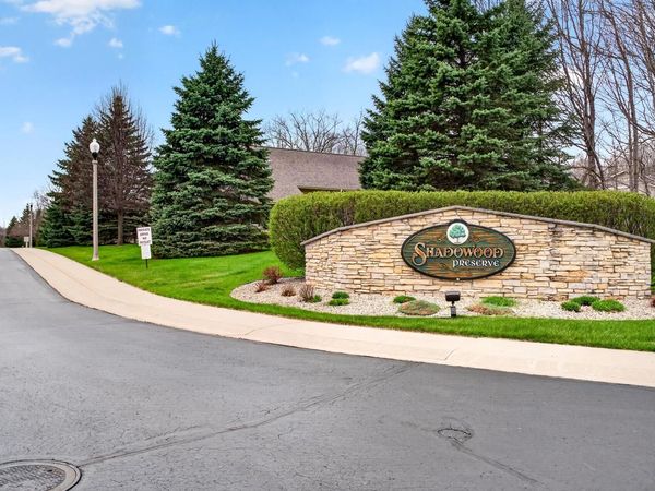 1015 Shadowood CIRCLE, Unit 3, West Bend, WI 53095