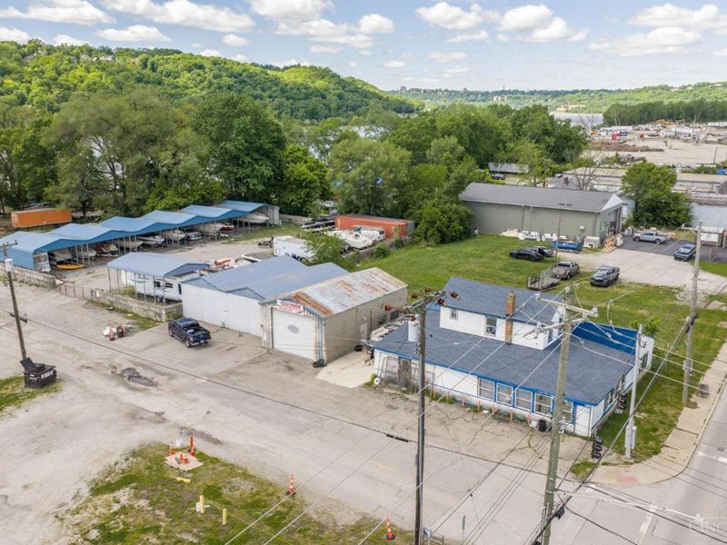 4255 Kellogg Avenue, Cincinnati, OH 45226 Photo 2