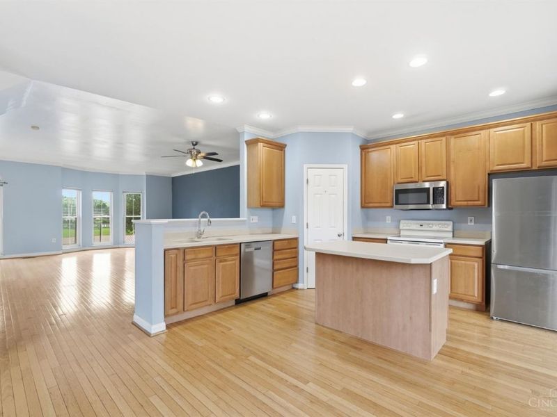 710 W Court Street, Cincinnati, OH 45203 Photo 7