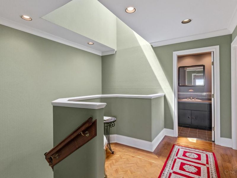 382 Grand Avenue, Cincinnati, OH 45205 Photo 19