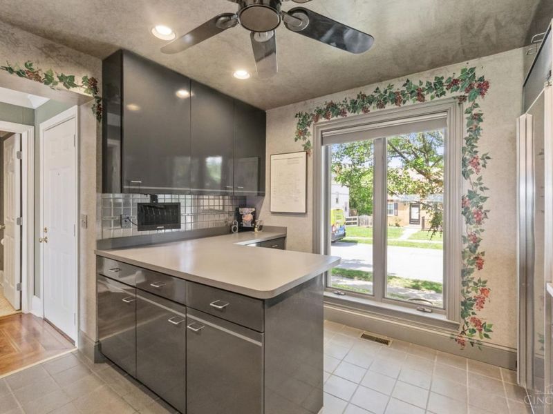 382 Grand Avenue, Cincinnati, OH 45205 Photo 7